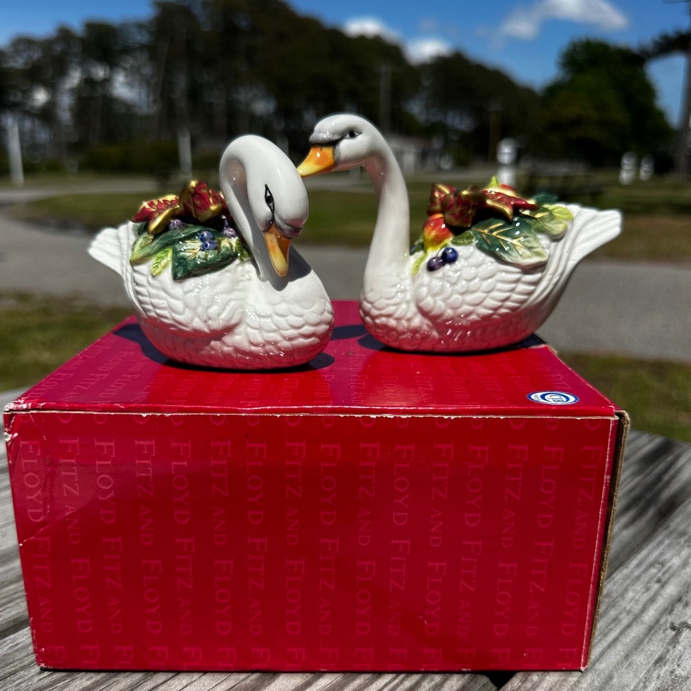 Fitz and Floyd Porcelain Swan Salt and Pepper Shakers